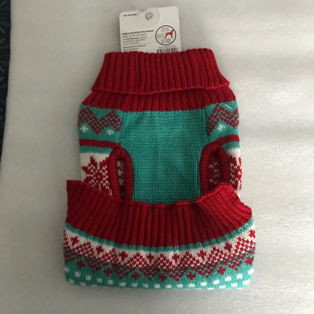 Pet Central Holiday Snowflake Dog Sweater NEW Size S